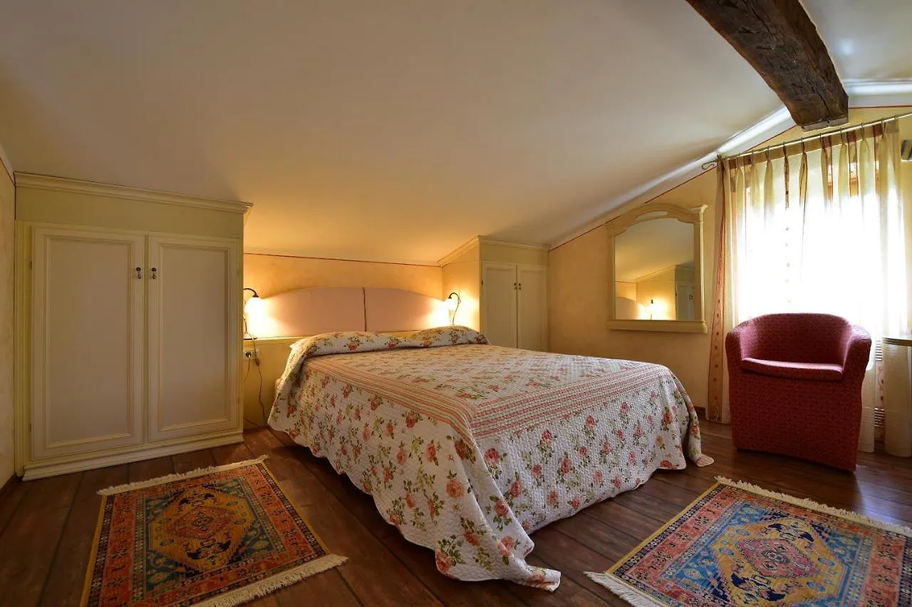 אתר נופש Vilanija Residence Borgo San Nicolo קרואטיה