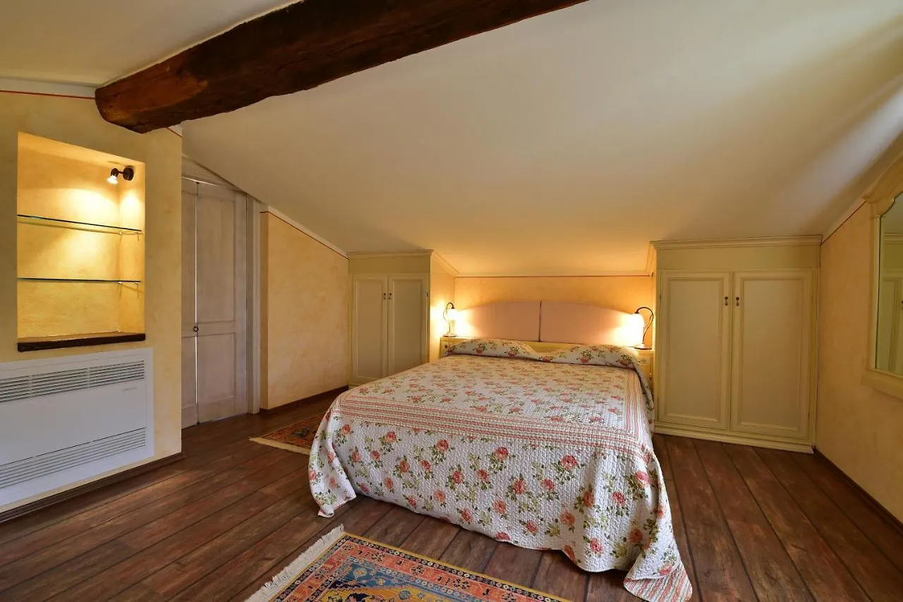 Vilanija Residence Borgo San Nicolo 0*,