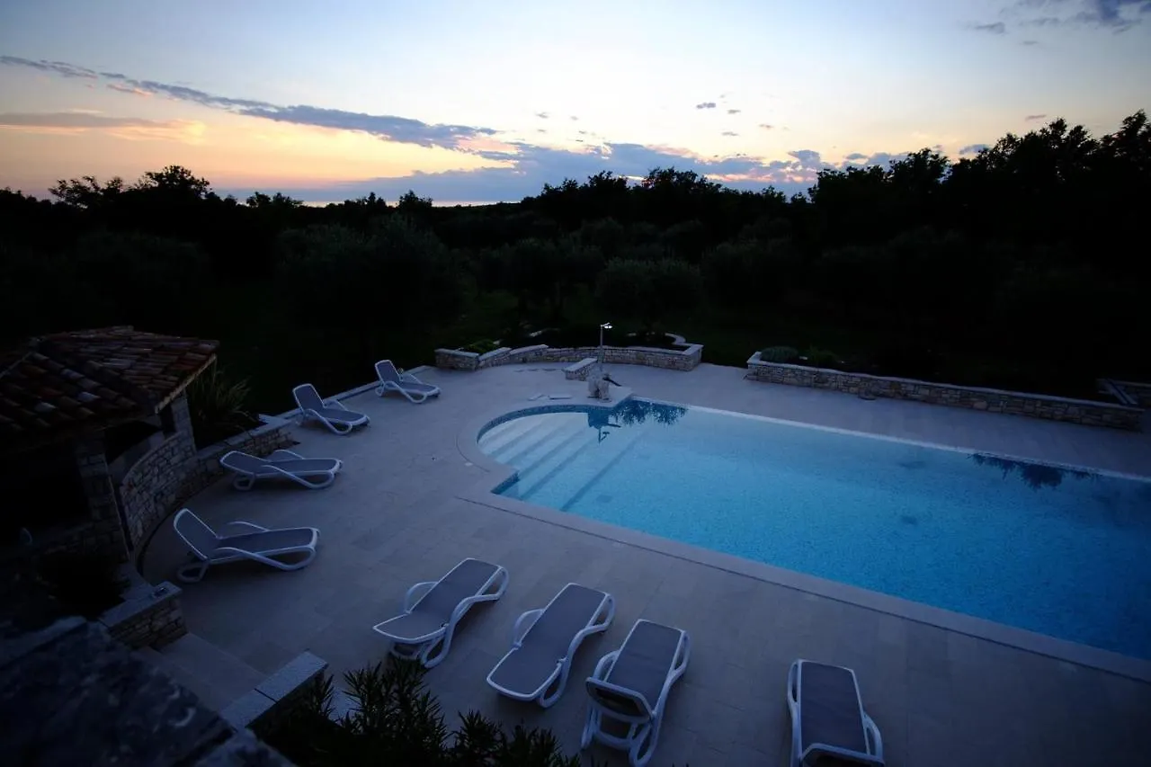 Vilanija Residence Borgo San Nicolo 0*,  קרואטיה